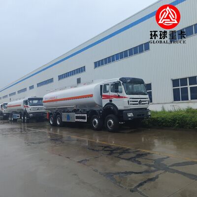 Camion citerne à carburant robuste Beiben 8x8 35000L pour l'industrie minière du Congo
