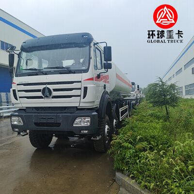 Camion citerne à carburant robuste Beiben 8x8 35000L pour l'industrie minière du Congo