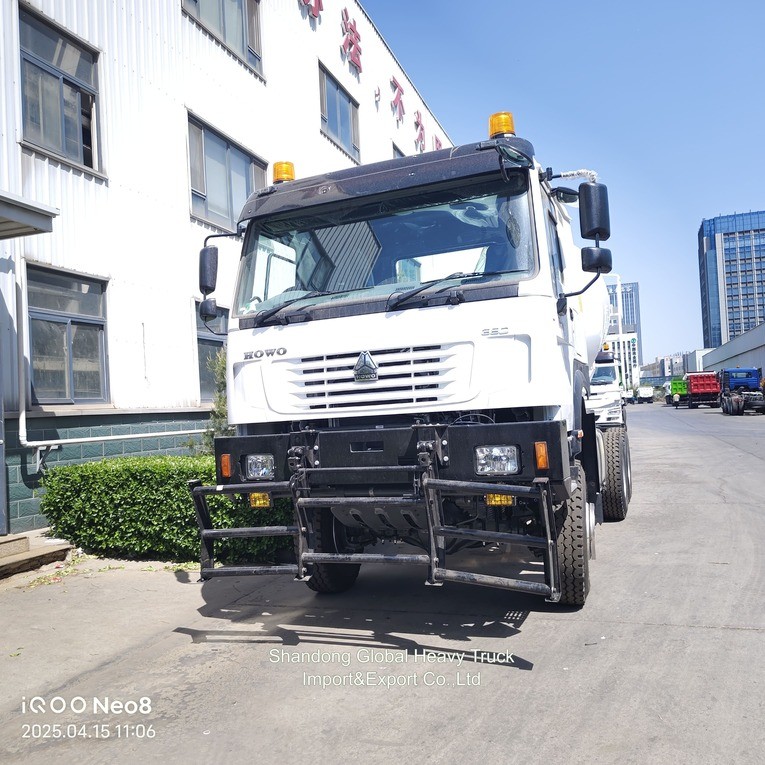 Mixeur à 10 roues HOWO 6X4 8cbm 9cbm 371HP