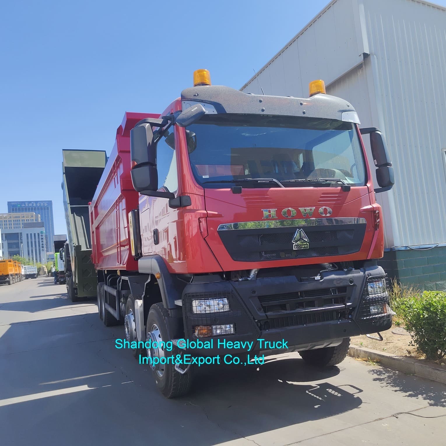 Siontruk HOWO Tx 400HP  Camion Benne Cargo Euro 5 8*4 Camion de Transport de Fret