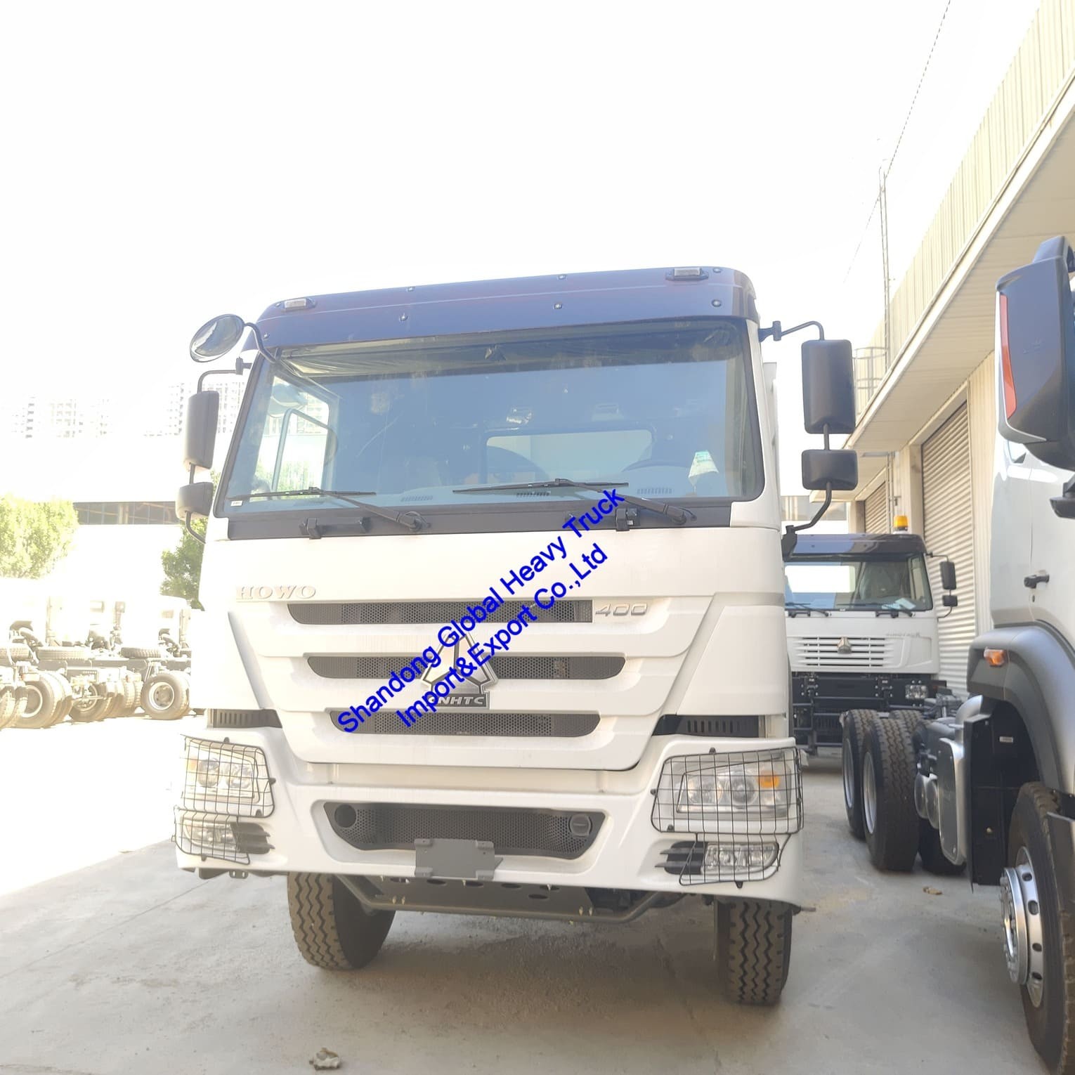 Sinotruk HOWO de haute qualité camion à décharge LHD/Rhd diesel 400 chevaux 6X4 camion à décharge