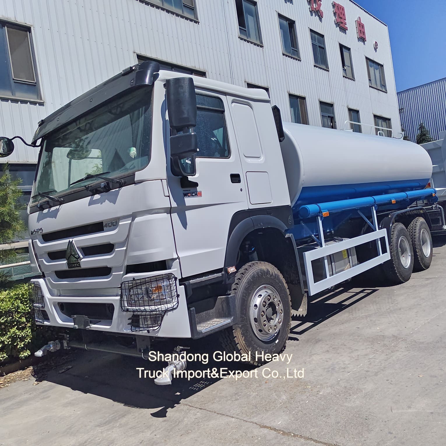 Dongfeng 12000-15000 litres réservoir d'eau Bowser Sprinkler Transporteur Cisterne 4*2 Sprinkler Cisterne