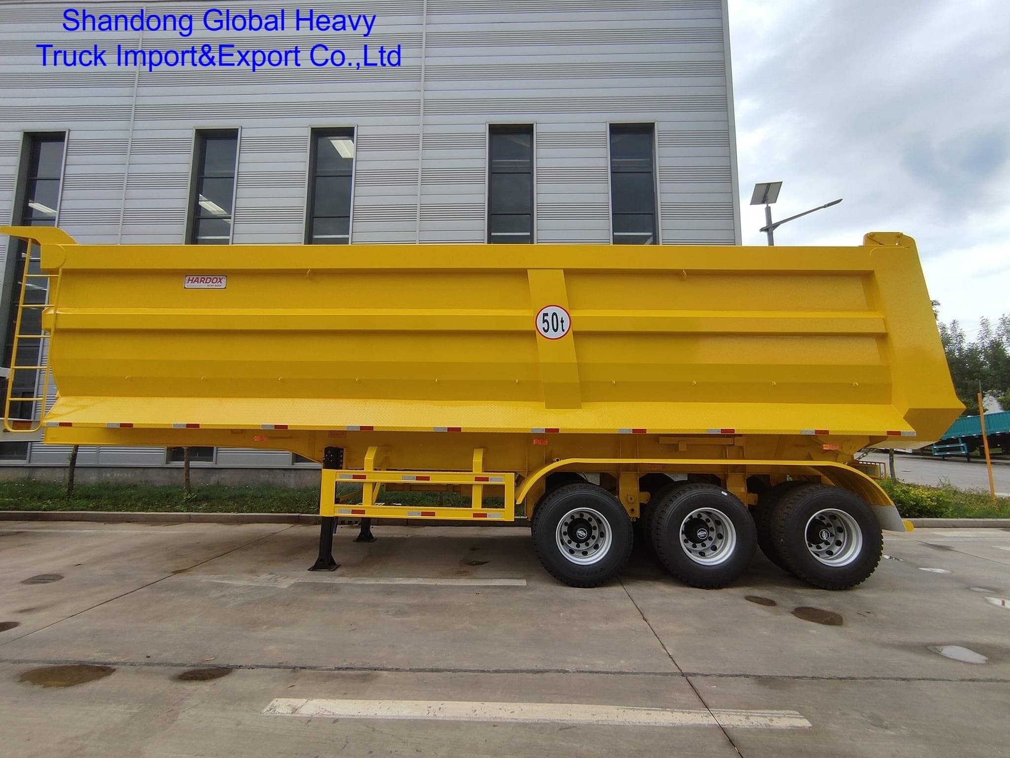 4 Axle U-Shape Dump Trailer with 80-120 Ton Loading Capacity for Heavy-Duty Transport