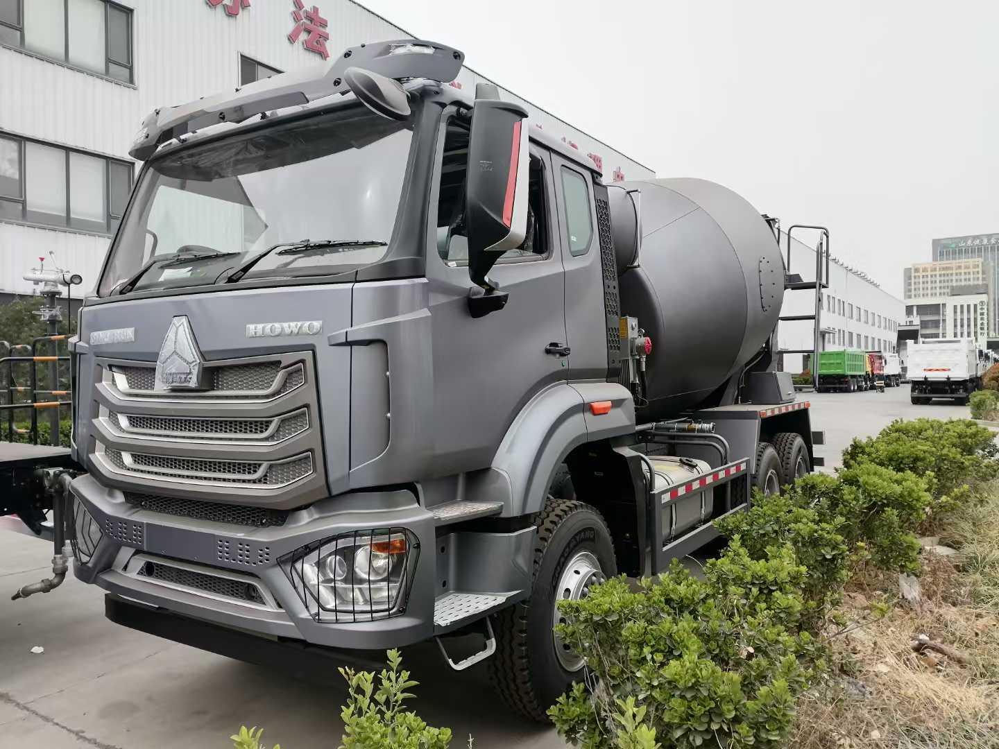 Nouveau HOWO TX 350 HP Euro 6 Camion à béton avec 8×4 entraînement pour la construction