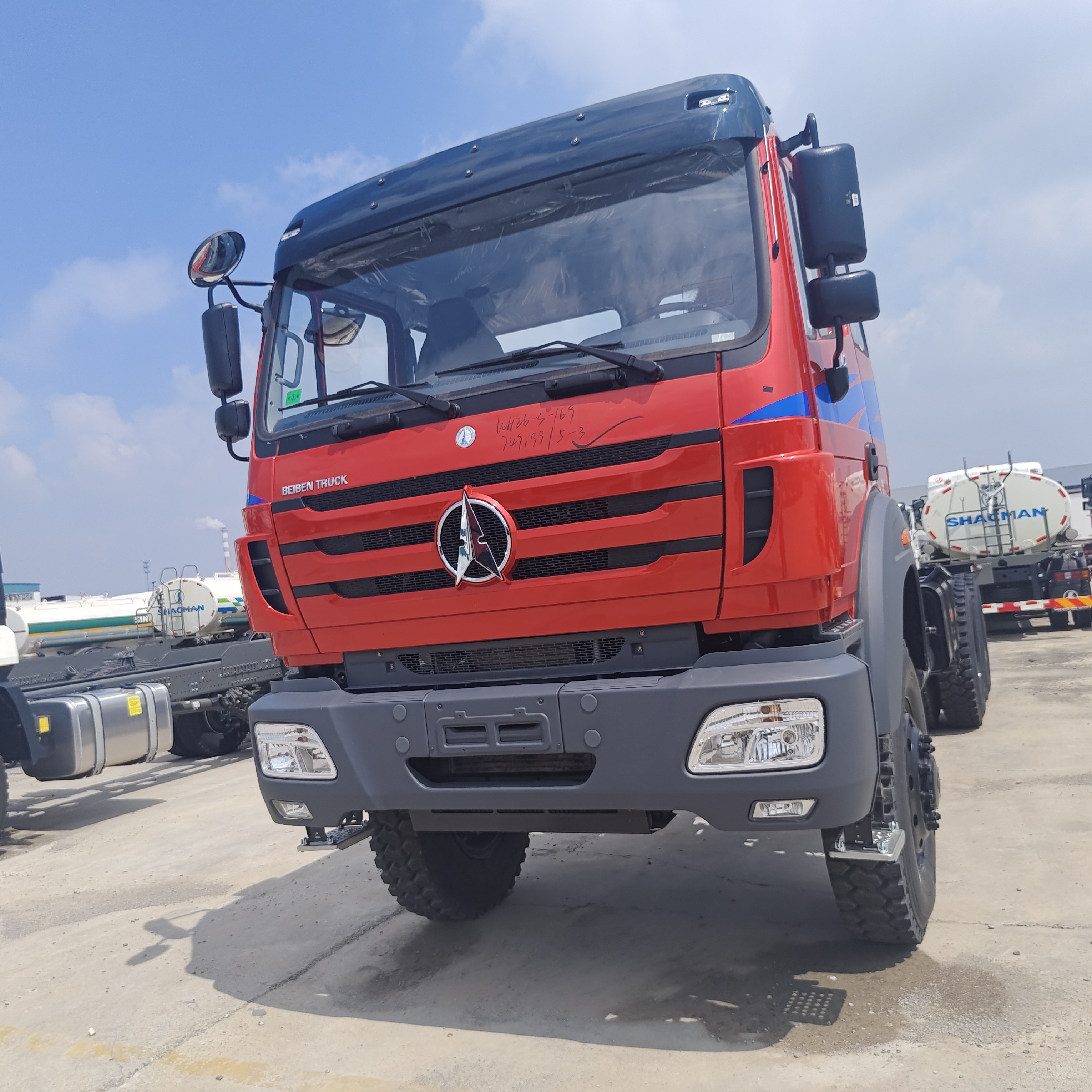 BEIBEN 2638 6×4 camions tracteurs lourds avec moteur WEICHAI de 380 chevaux et châssis de technologie Mercedes-Benz