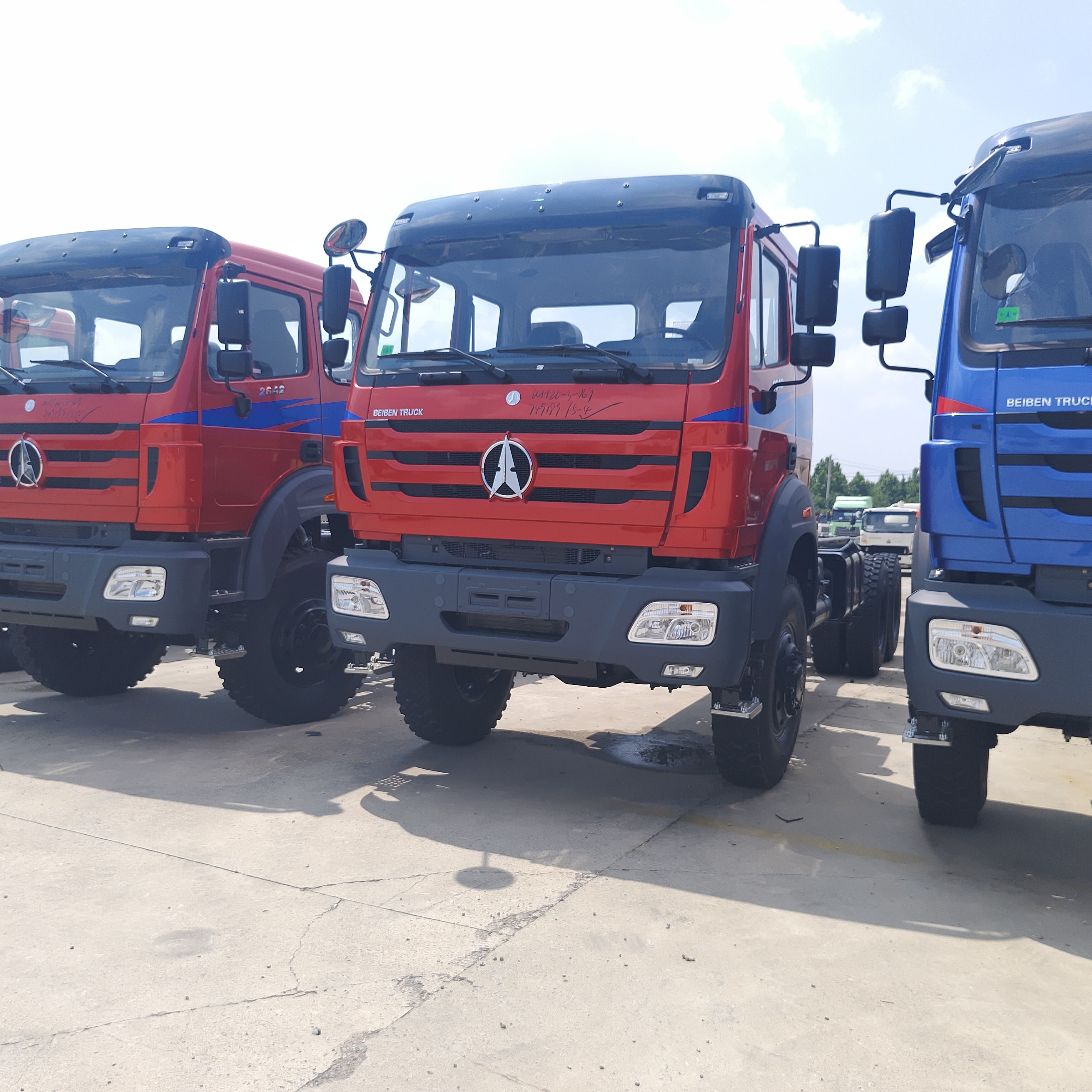 BEIBEN 2642 6×4 camions tracteurs lourds avec moteur WEICHAI de 420 chevaux et châssis de technologie Mercedes-Benz