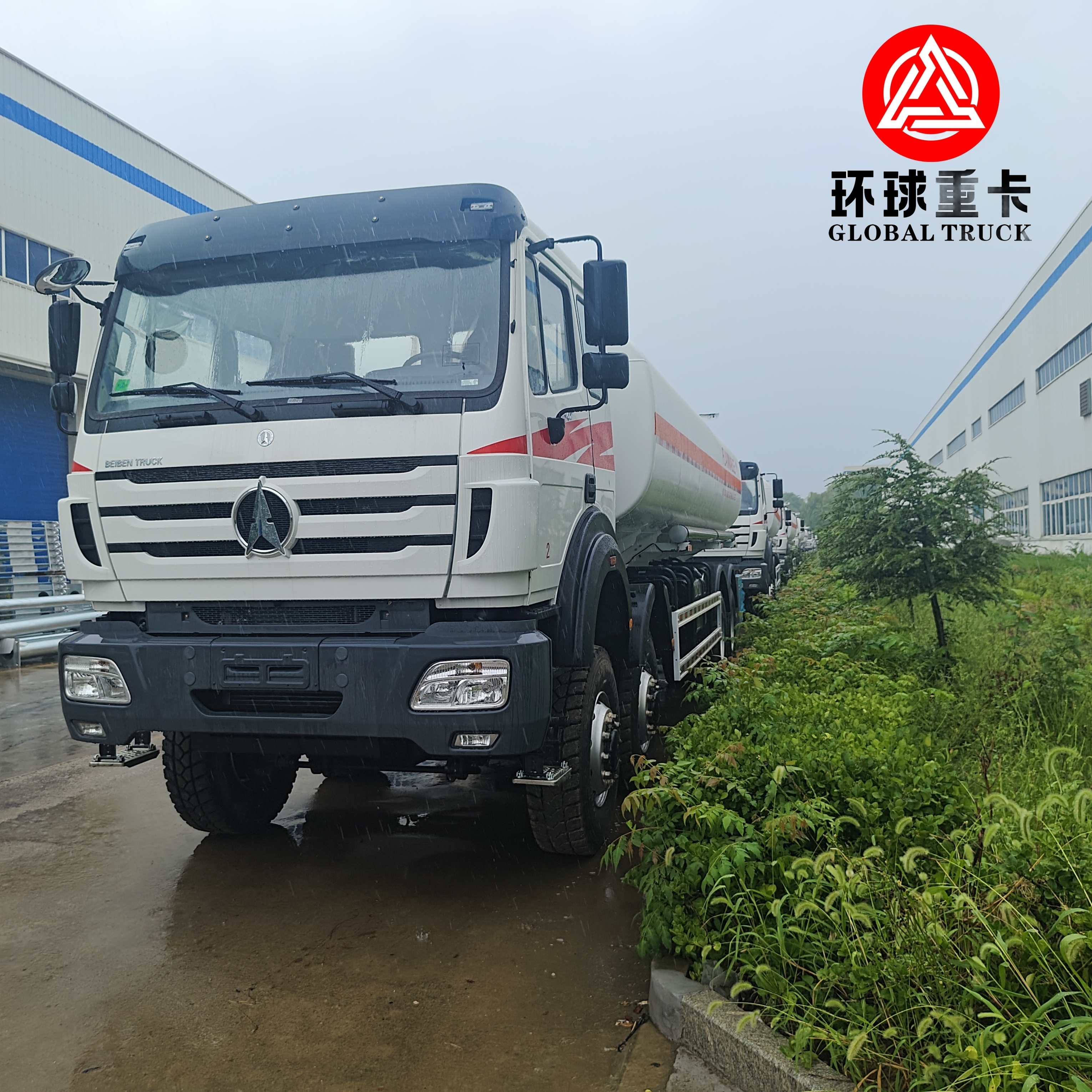 Camion citerne à carburant robuste Beiben 8x8 35000L pour l'industrie minière du Congo