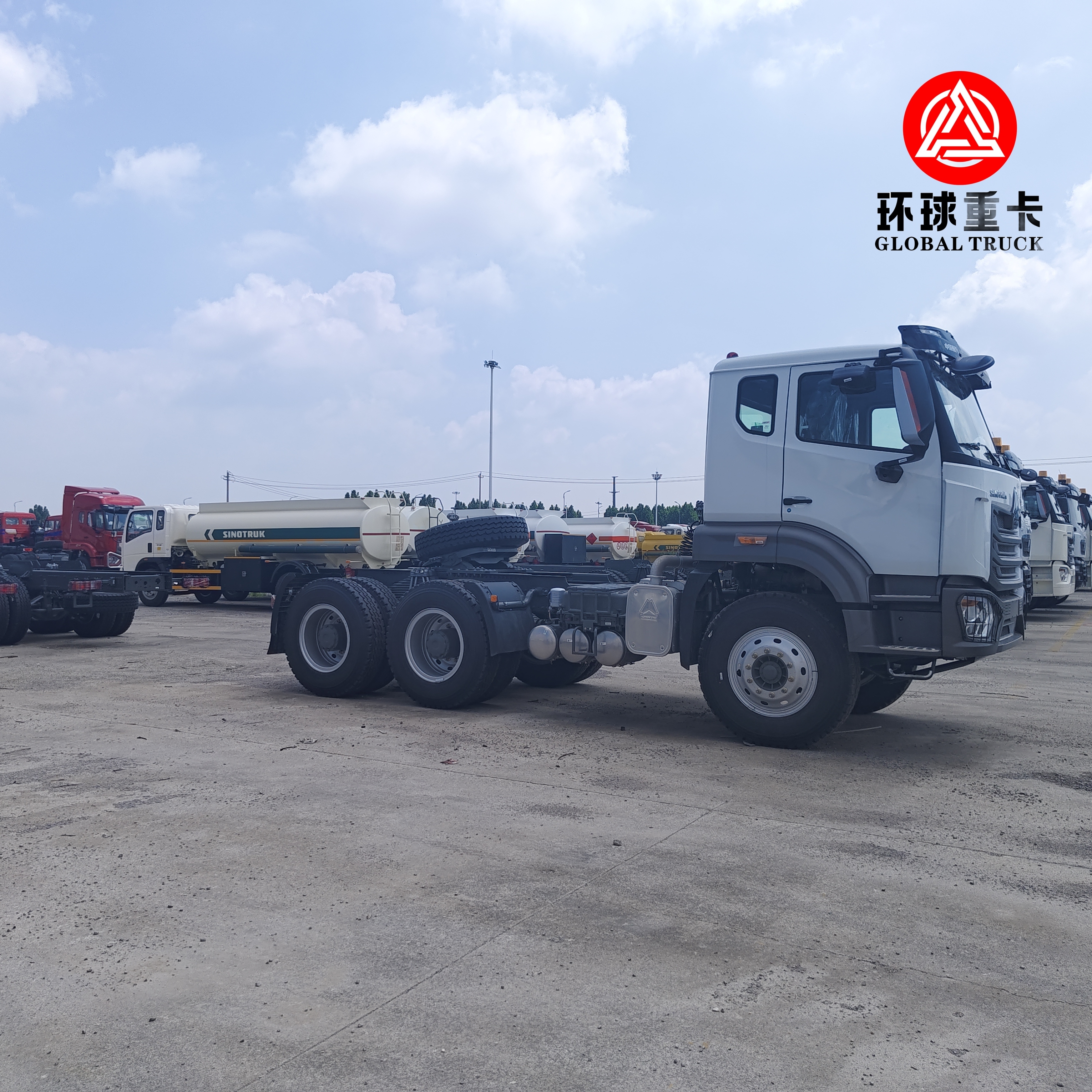 Nouveau tracteur Sinotruk HOWO NX 6x4 430CV pour le transport et la logistique
