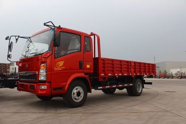 Camion léger élégant 4x2 de Howo 5 sécurité élevée de l'euro 2 de couleur rouge de capacité de tonne