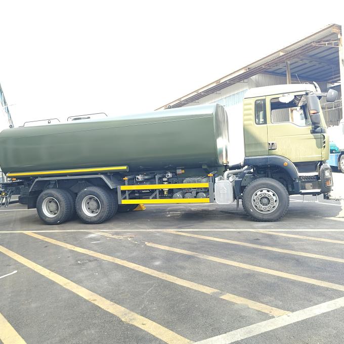 HOWO TX 6×4 Water Tank Truck rear view displaying spraying system and chassis details
